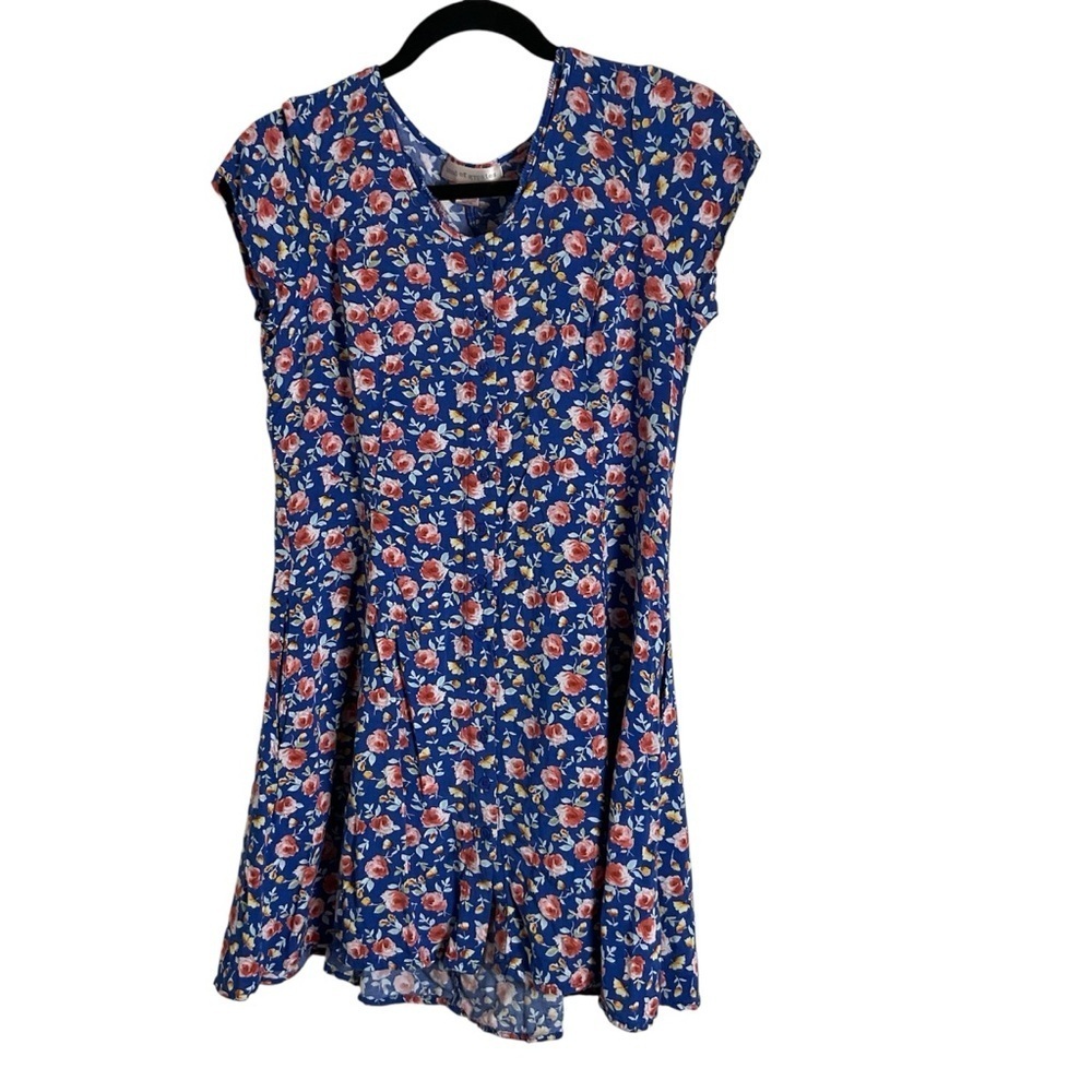 BAND OF GYPSIES Blue Floral Button Down with pockets Dress Size medium